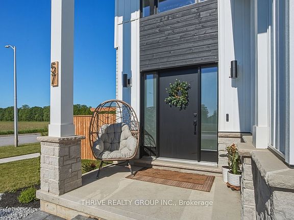 3rd image of 57 Briscoe Cres