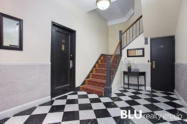Sold by BLU Real Estate | media 5
