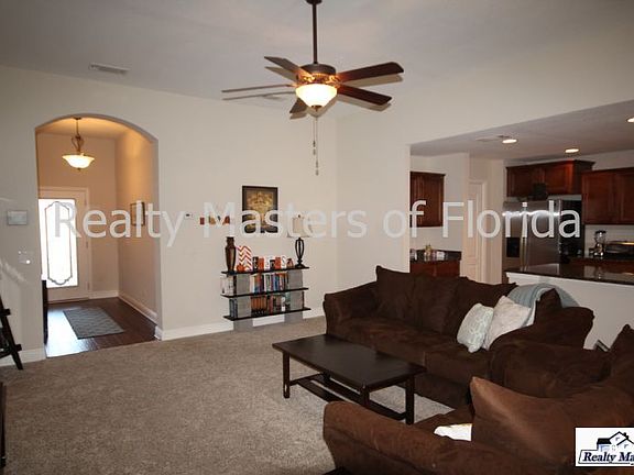 3rd image of 2511 Fiddlers Cir