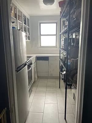 5th image of 50-15 39th St APT 6H