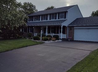 2601 Willow Ln, Gilbertsville, PA 19525