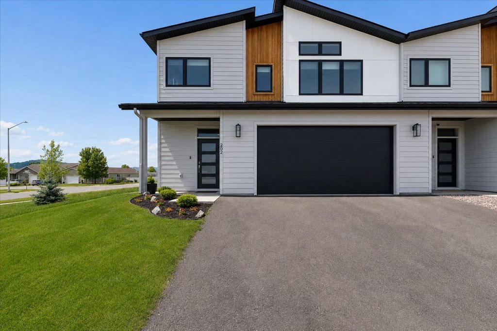 202 Northridge Way, Kalispell, MT - View 2