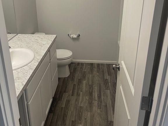3rd image of 9241 Verbena St SE