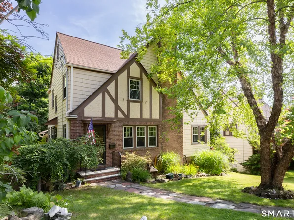 127 Roger Road, New Haven, CT 06515