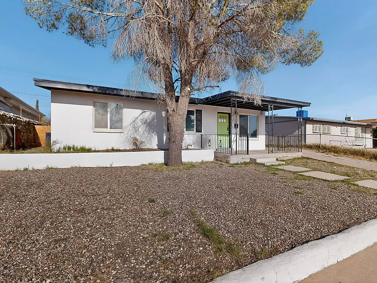 6203 Trowbridge Dr — Photo 1