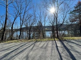 19 & 21 White Oak Ave #2 & 3, Eureka Springs, AR 72631