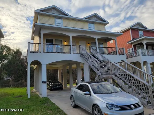 265 Benachi Ave, Biloxi, MS 39530