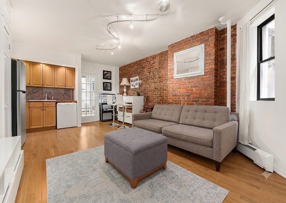 1st image of 220 E 82nd St APT 2RW