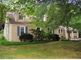 28 Joyce Ct, Milford, CT 06461