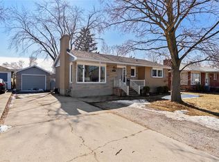 579 Berkshire Rd, Sarnia, ON N7V 1Y4