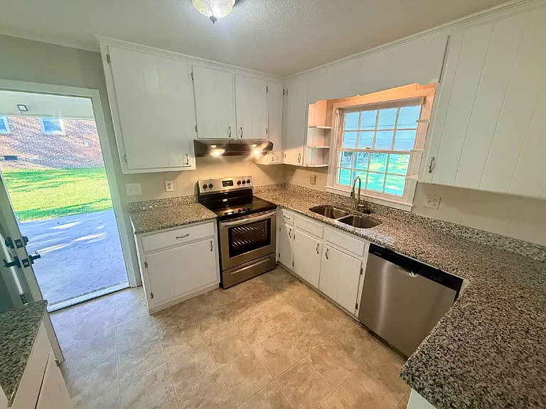 788 Galloway Dr — Photo 9