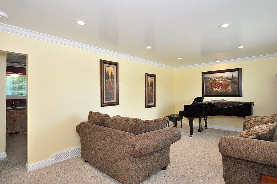 2nd image of 3633 W Belfort Dr