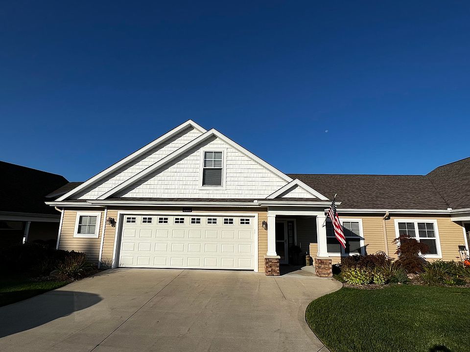 1st image of 11399 S Lake Dr Unit 151