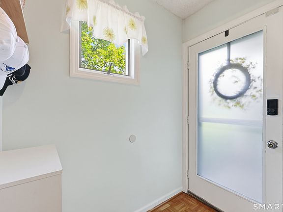 5th image of 75 Rosemary Lane #75