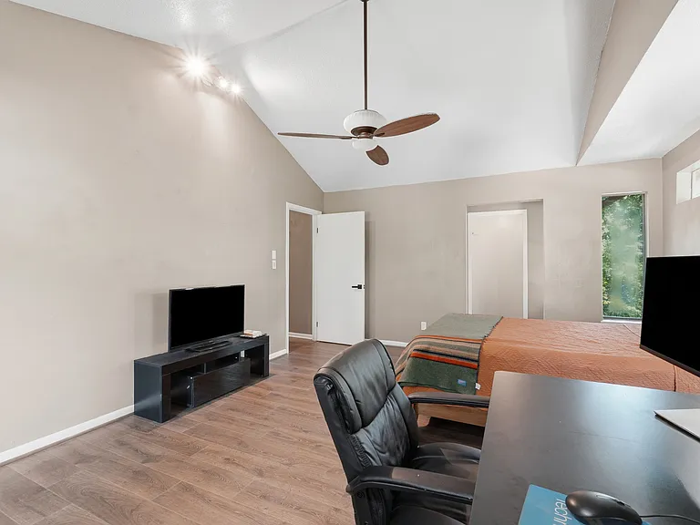 3 Catina Ct — Photo 15