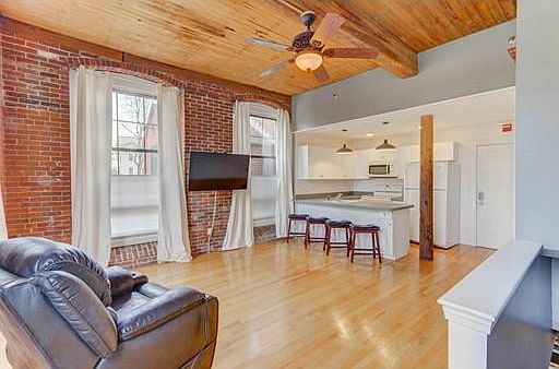 4th image of 14 Sanford St Unit 15