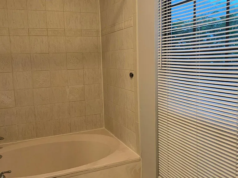 2216 Aztec Dr W — Photo 20