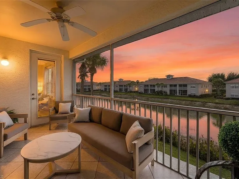 3057 Driftwood Way #4004 — Photo 2