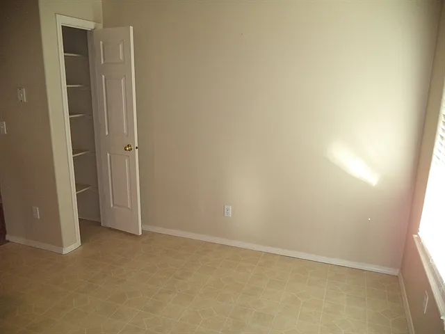 1330 N Andrew Dr — Photo 7