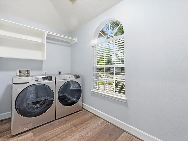 16315 Madewood St — Photo 14