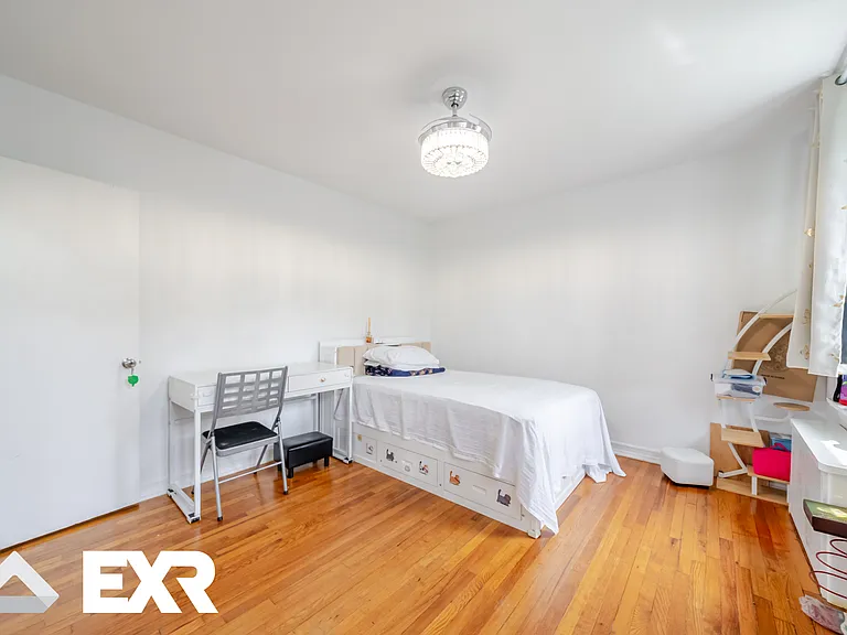 21-22 77th St #1A — Photo 14
