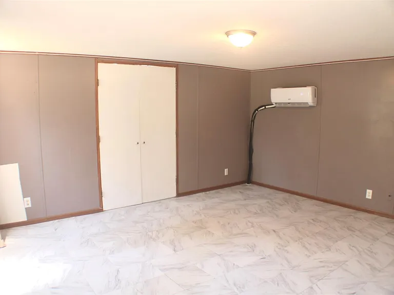 933 Highway 71 W — Photo 12