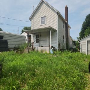 132 Thomas Ave, Butler, PA, 16001