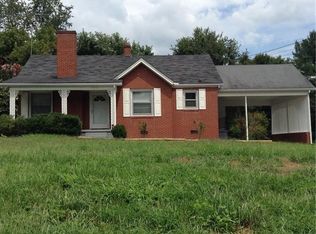 766 N Franklin Rd, Mount Airy, NC 27030