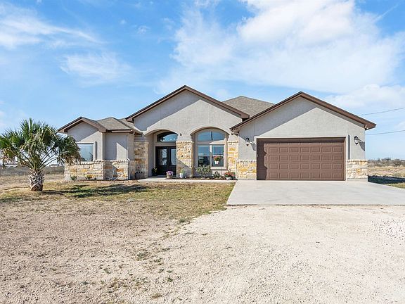 2nd image of 209 Gabriellas Way