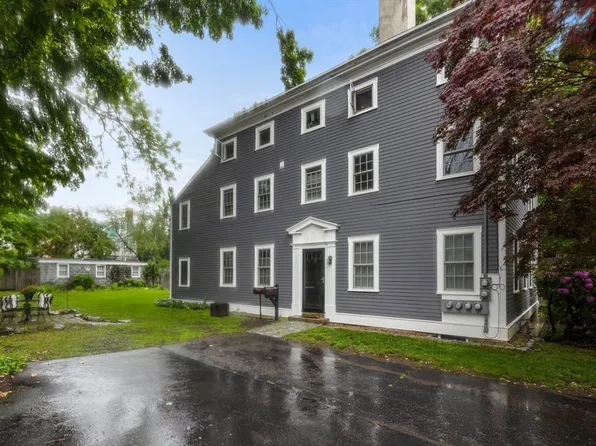 16 Tyng St #D, Newburyport, MA 01950