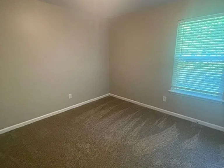 1025 Cedar Village Trl — Photo 12