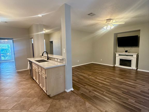 4th image of 3284 Bend Cove Ct