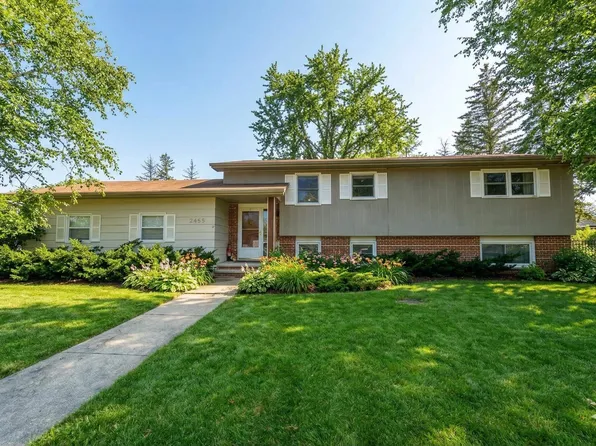 2455 Kingston Pl, Oshkosh, WI 54904