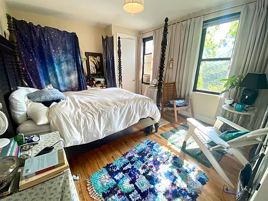 Rented by Lang Realty LLC | media 18