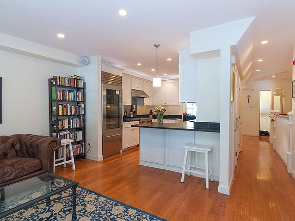 Living Room/Kitchen