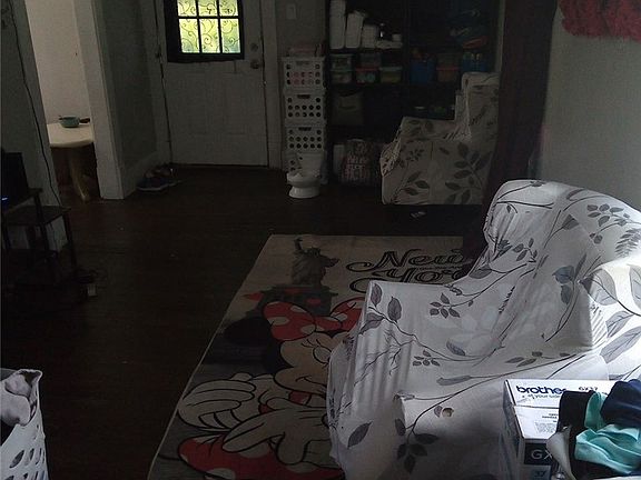5th image of 632 Samuel Ave