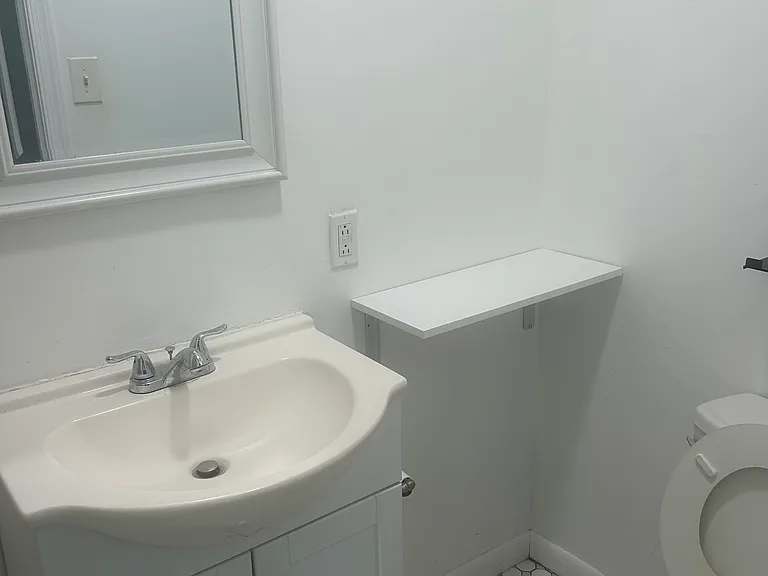 2849 S Iseminger St #1 — Photo 4