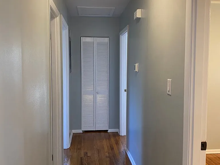 2516 McArthur St — Photo 15