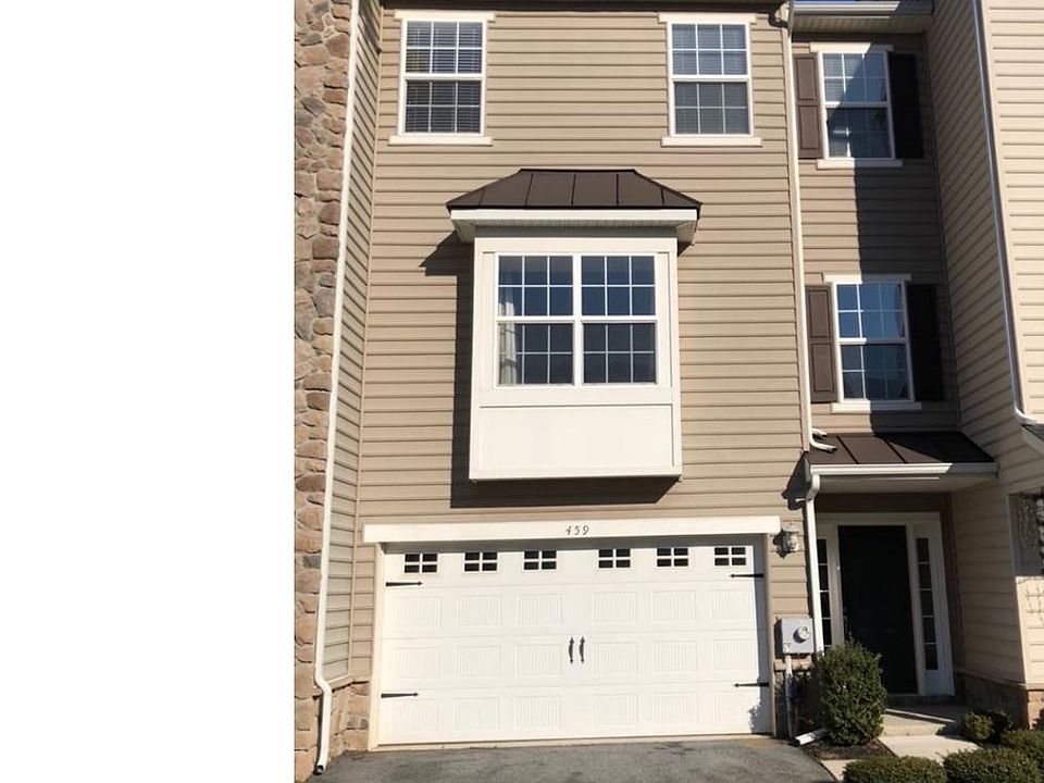 1st image of 459 Jacobsen Dr