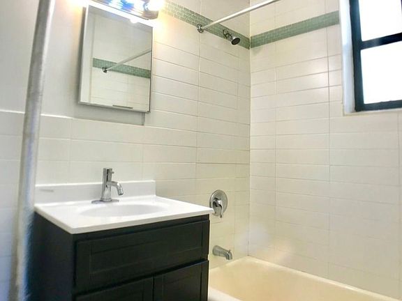 5th image of 1885 Amsterdam Ave #5DD