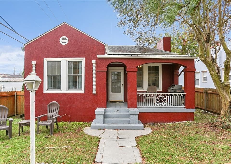 1st image of 2733 Pine St