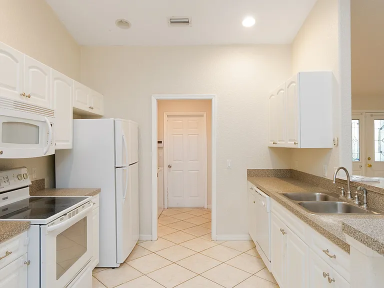 2157 Tejon Ave — Photo 14