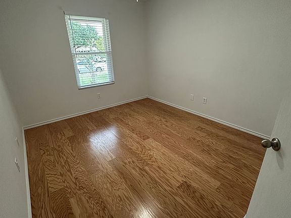 2nd image of 705 Morgan Dr