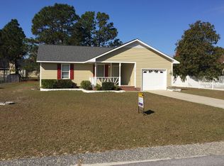 3180 Ansley Dr, Hope Mills, NC 28348