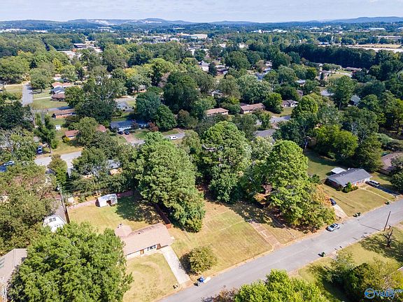 5th image of 6306 Sheri Dr NW