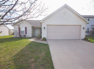 7826 Noble Ridge Pl, Fort Wayne, IN 46825