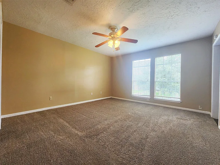 3418 Avenue P — Photo 10