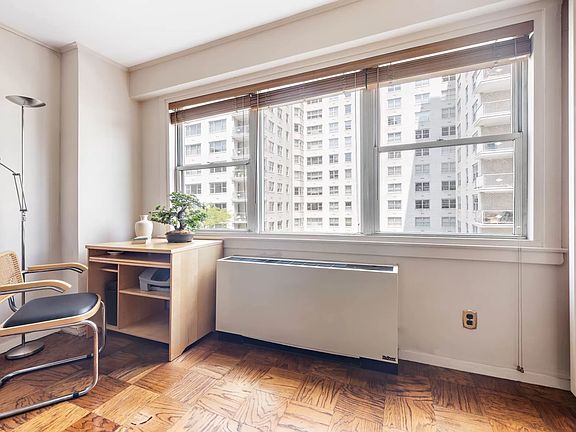4th image of 520 E 76th St APT 6D