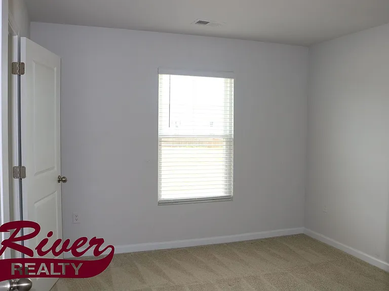 5413 Thrasher Ln — Photo 9