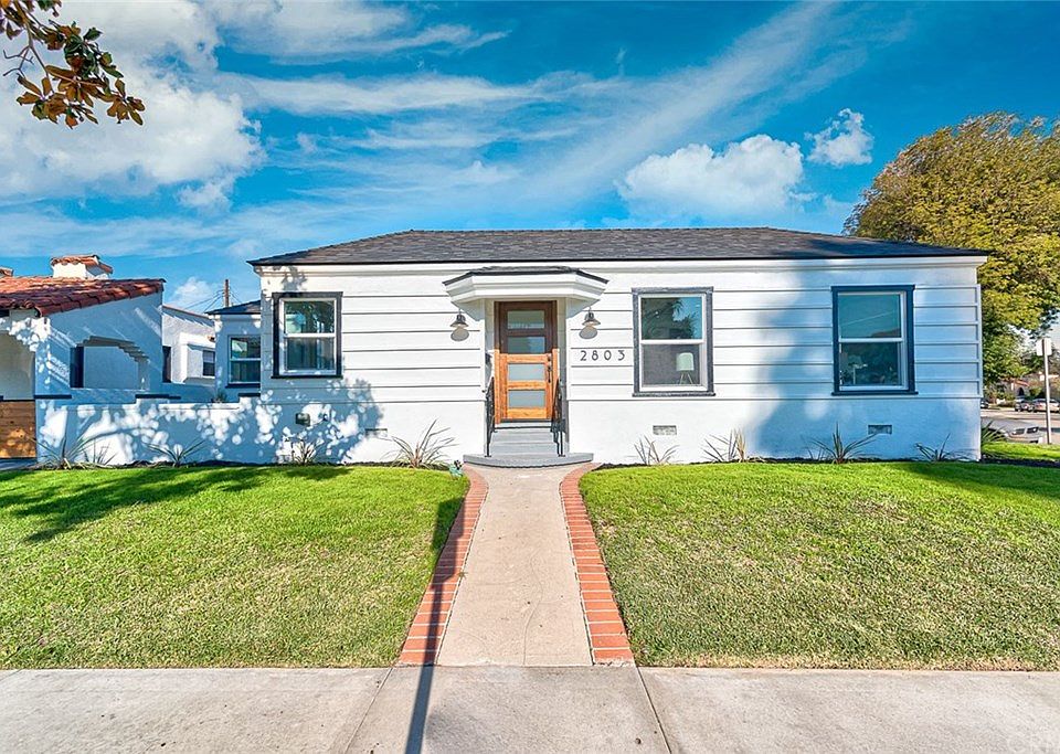 1st image of 2803 W 43rd Pl